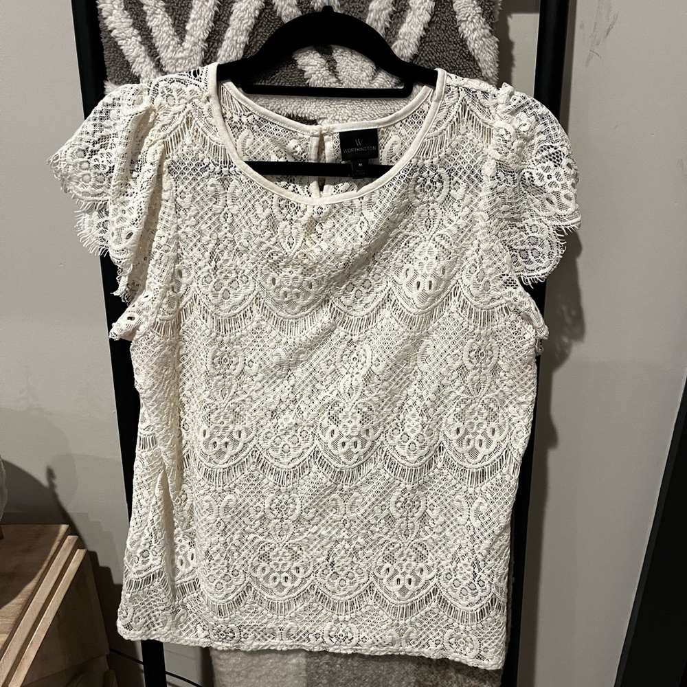 Worthington - Ivory Lace Cap Sleeve top - SZ: M